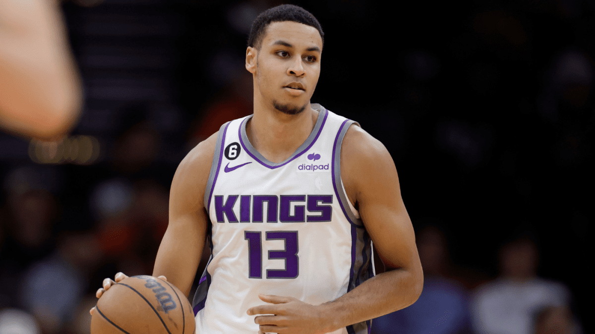 NBA新秀排行,基根-穆雷接近新秀纪录,保罗-班奇罗为魔术队提供了关键的帮助
