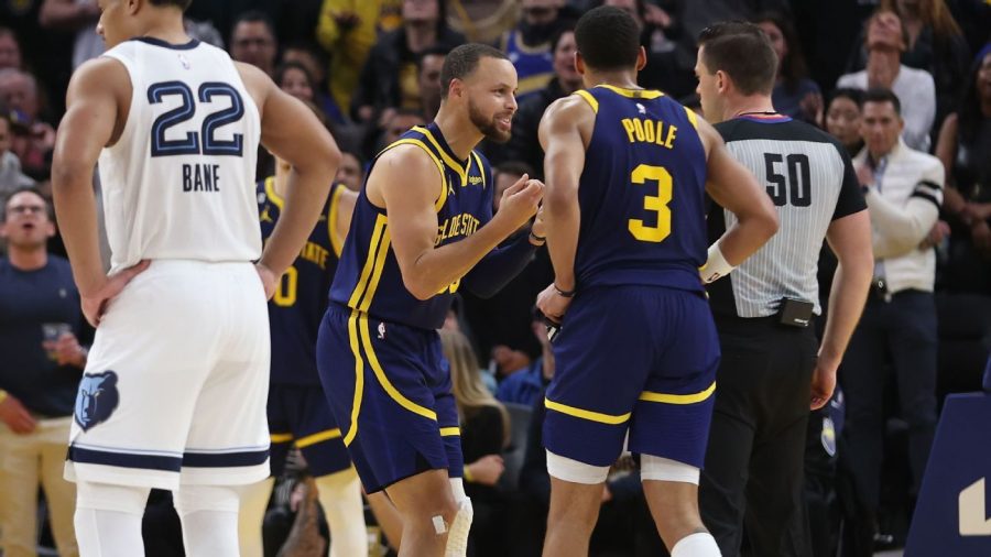 斯蒂芬-库里因扔口香糖被罚，杜比队挖空心思