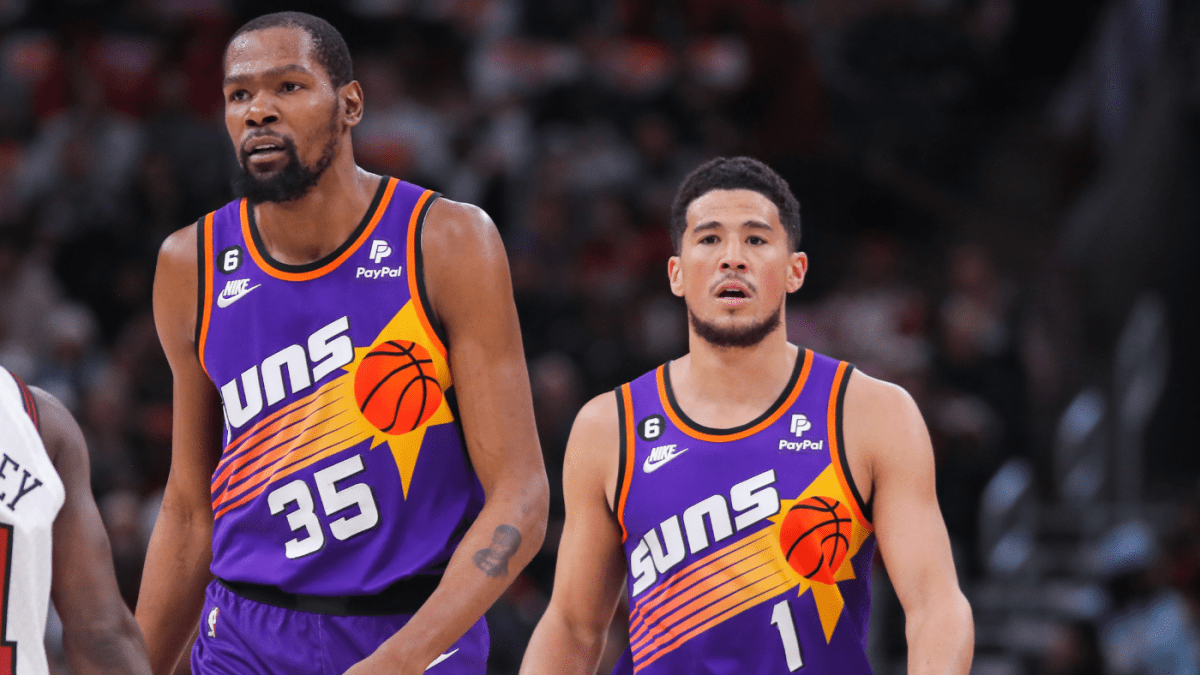 凯文-杜兰特和德文-布克迅速巩固了自己作为NBA最佳二人组的地位
