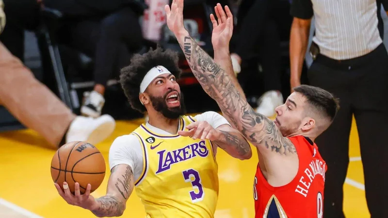 洛杉矶湖人队对阵达拉斯小牛队的最佳投注