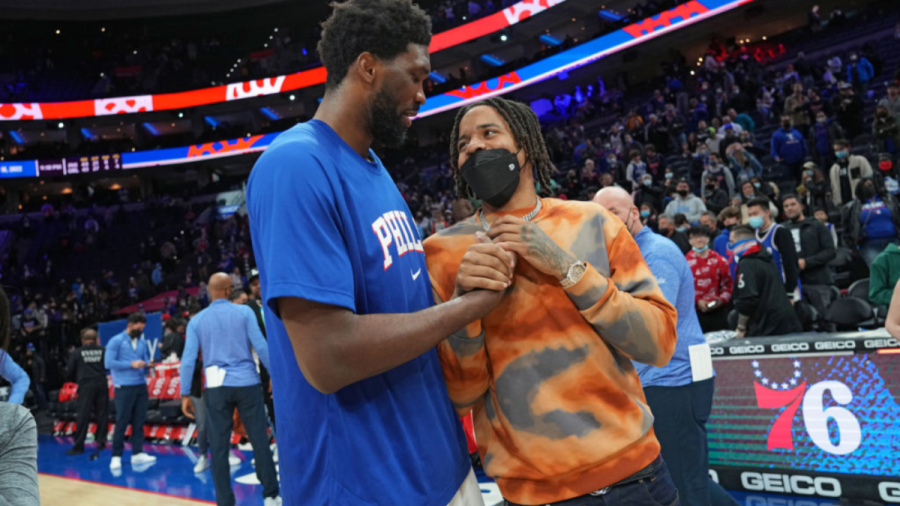 马克尔-富尔茨在2019年交易后在费城的第一场比赛前对在76人队的赛程示 