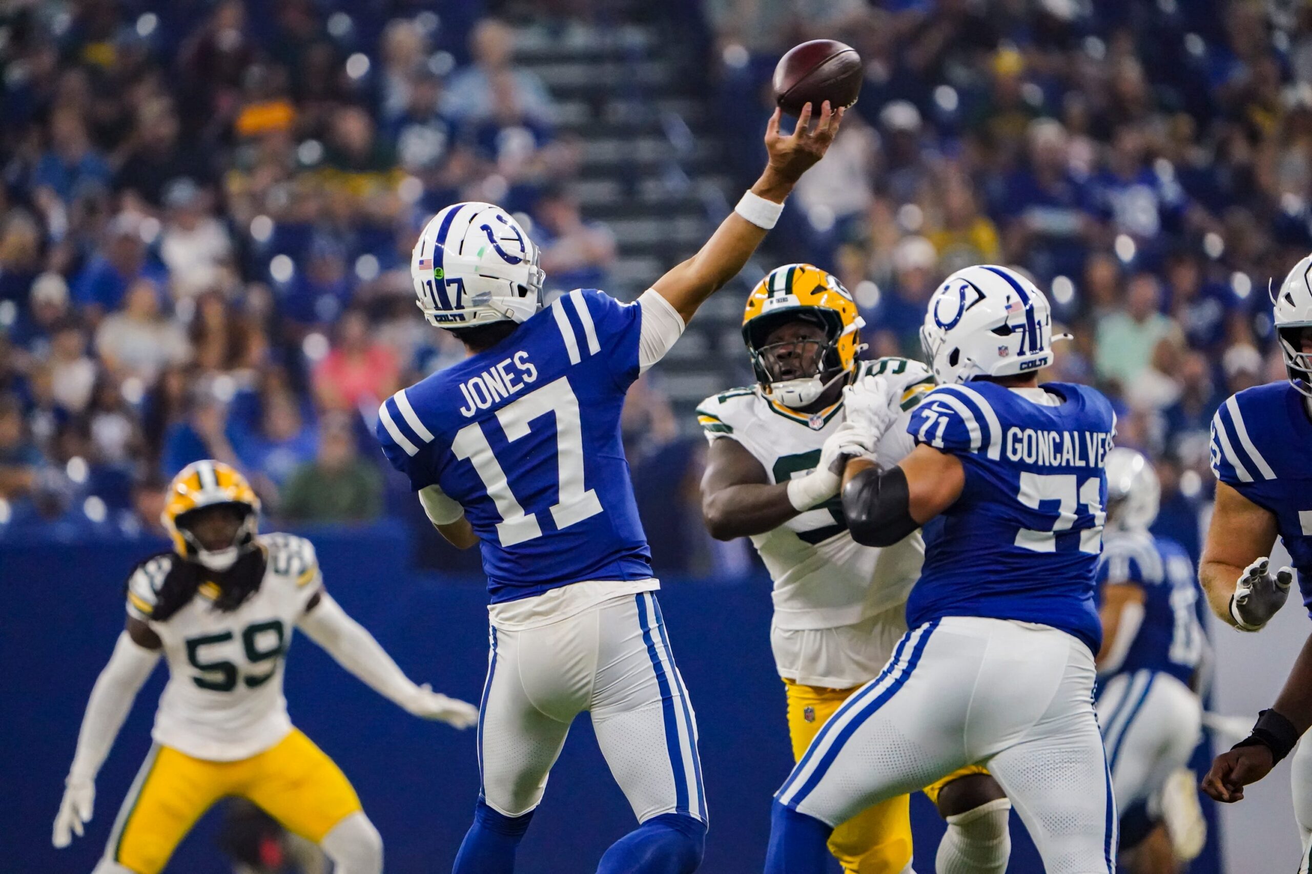 丹尼尔·琼斯被任命为小马队首发四分卫 – 看看海豚队对阵小马队第一周的赔率如何变化