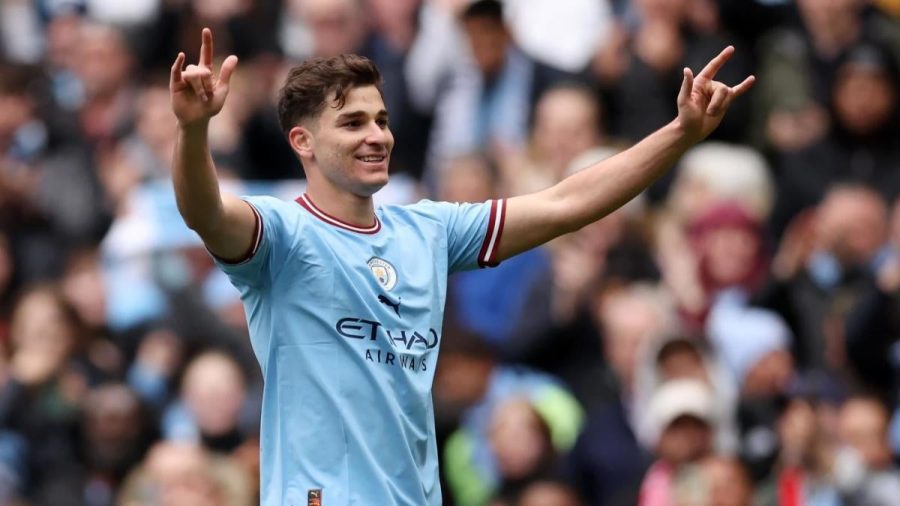 曼城的新星朱利安-阿尔瓦雷斯正在证明他不仅仅是埃林-哈兰德的替身