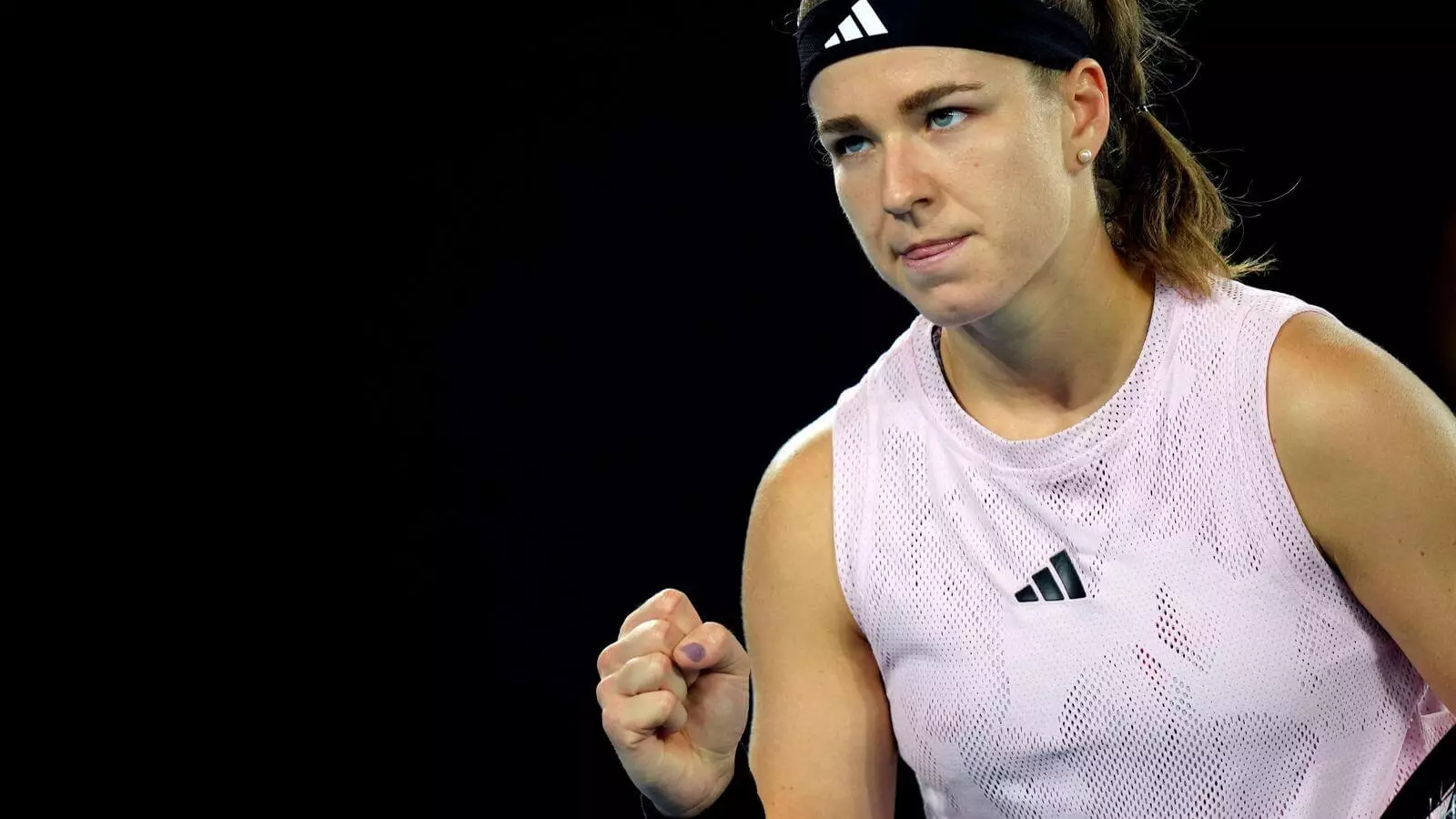 贝琳达-本西奇VS卡洛琳娜-穆楚娃最佳投注