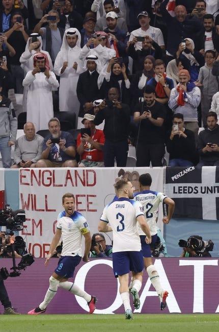 托特纳姆热刺对阵莱斯特城 2/11/23 - 英超联赛推荐和预测