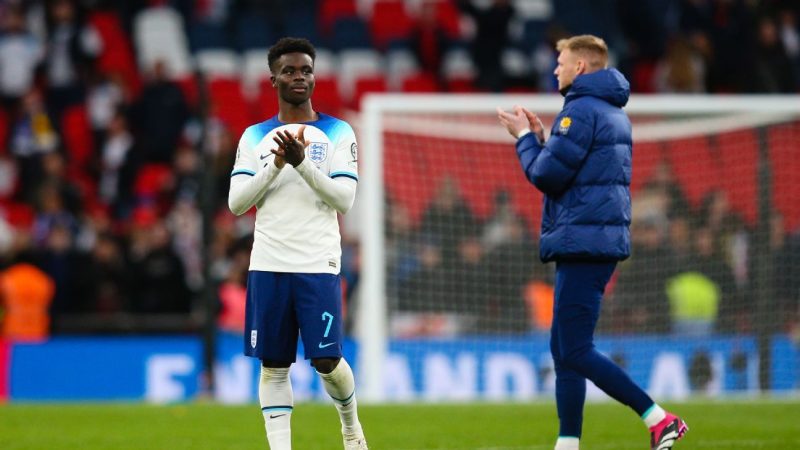 索斯盖特 阿森纳的萨卡有了新的 