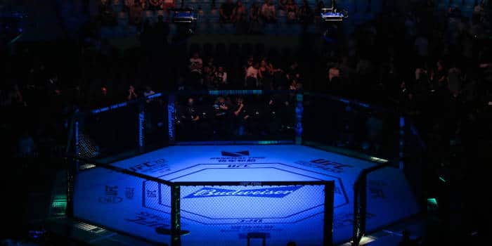 吉米·克鲁特 vs 伊万·埃尔斯兰 | UFC格斗之夜260 | 赔率 | 时间与预测