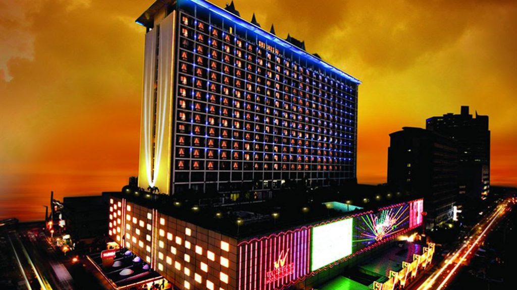 中使馆警告从严打击在菲博彩工作者