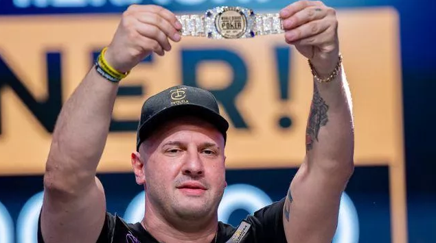 德州扑克与WSOP | 扑克教父布伦森传奇到2025世界扑克系列赛回顾