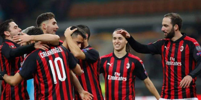 AC 米兰 对阵 亚特兰大，投注技巧，预测，米兰获胜+小2.5球，赔率5.23