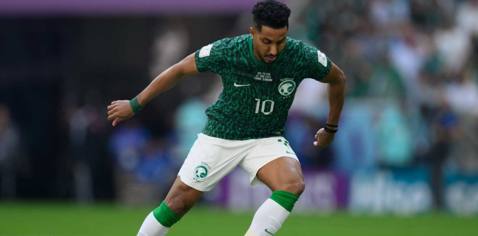 波兰 vs 沙特阿拉伯，赔率盘口投注，波兰1.74，沙特5.48，大小球2.25