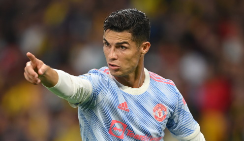 足球-欧冠淘汰赛:罗纳尔多是曼联的灵魂!进球赔率2.32!