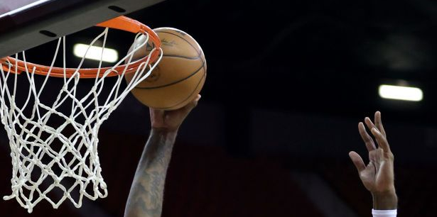 NBA，克里夫兰骑士 VS 丹佛掘金，赔率盘口预测，掘金让分-6.0，大小分222.5