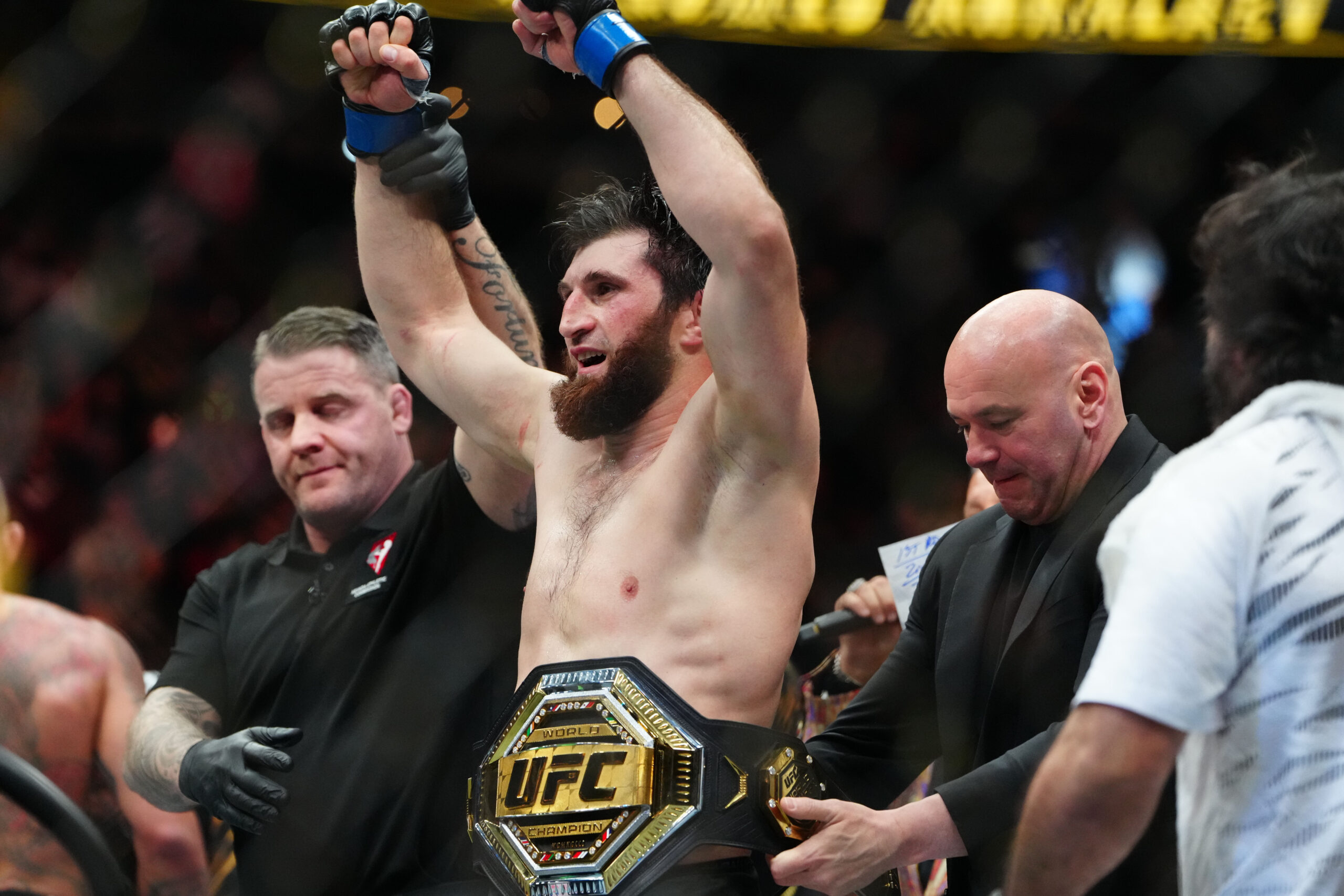UFC 320赛事预测 | 精选对阵及特殊投注 | 最新赔率 | 安卡拉耶夫 vs 佩雷拉二番战