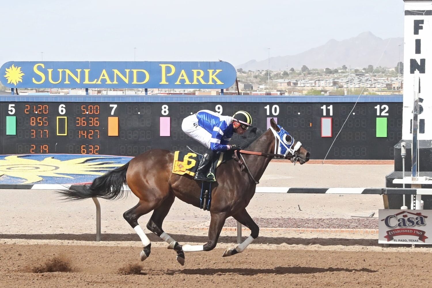 GLPI以1.8375亿美元收购桑兰公园赛马场及赌场地产