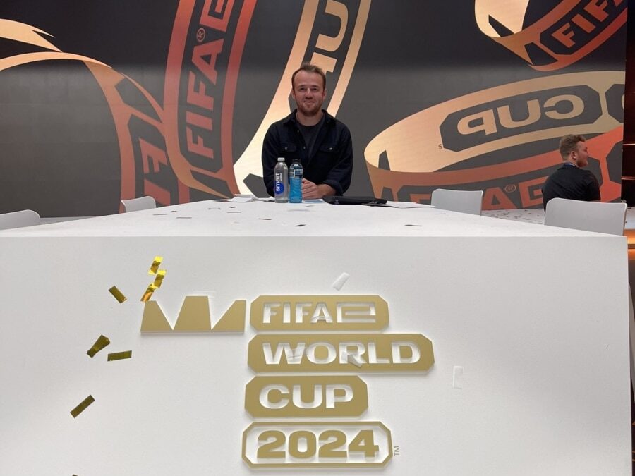 泽兰 | 打造《足球经理》竞争对手需耗时数年 | 但总有人需要挺身而出