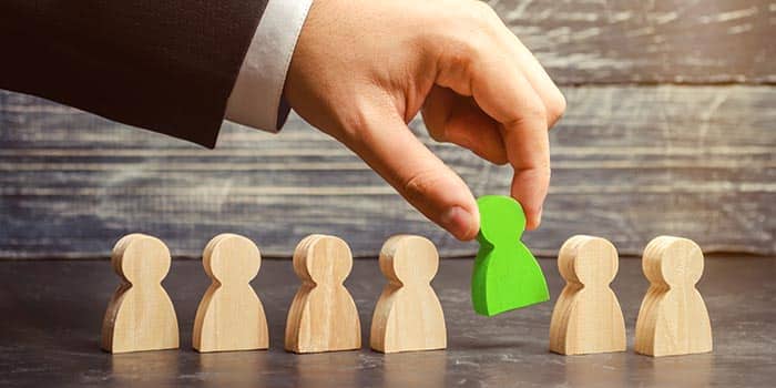 阿尔森·塔德沃斯扬出任18Peaches新任首席战略官