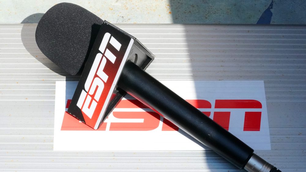 马萨诸塞州博彩监管机构因平博体育解说雷斯·戴维斯“无风险”言论对PENN处以1.5万美元罚款