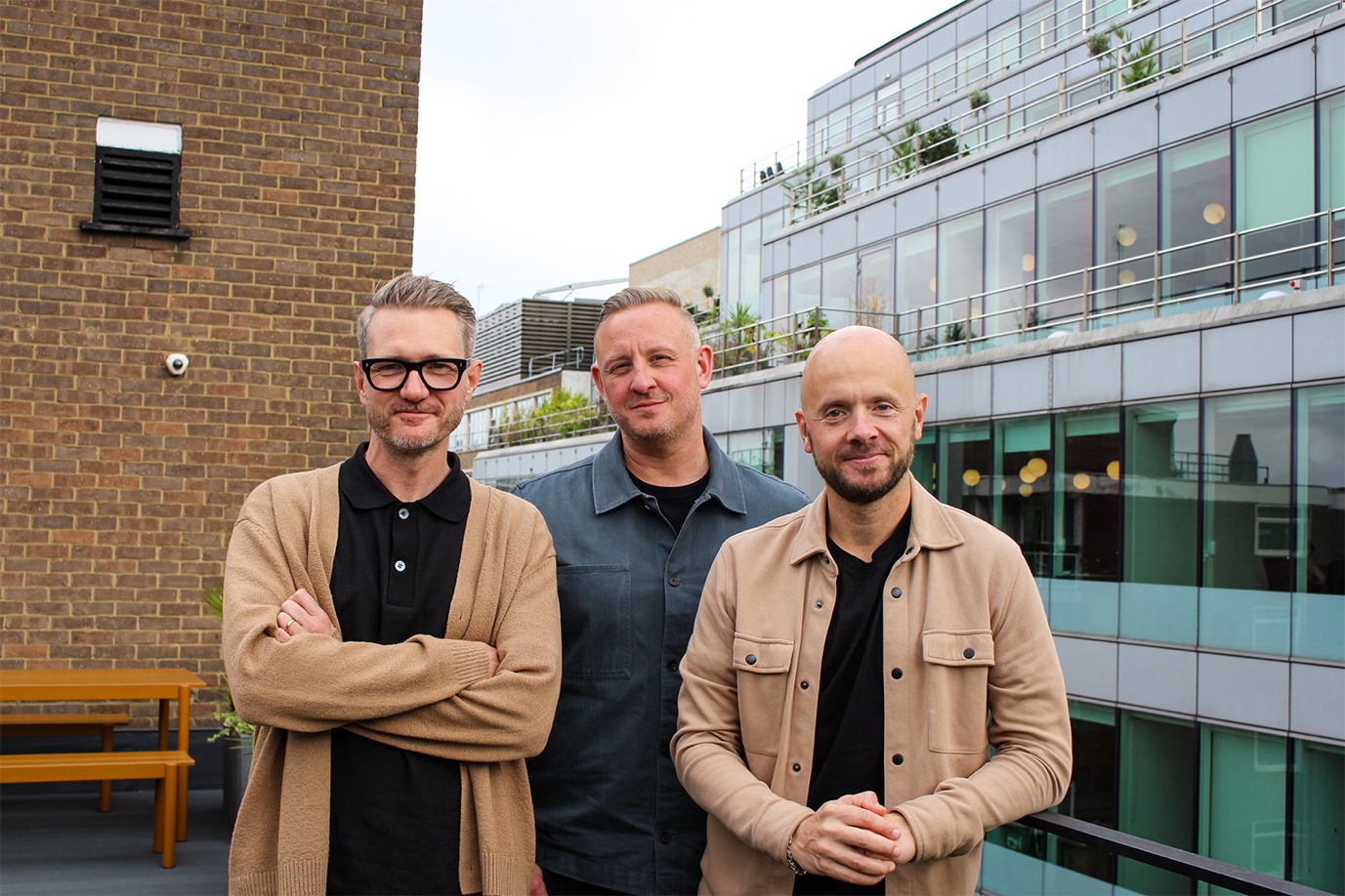 空中广场设立专业创意部门