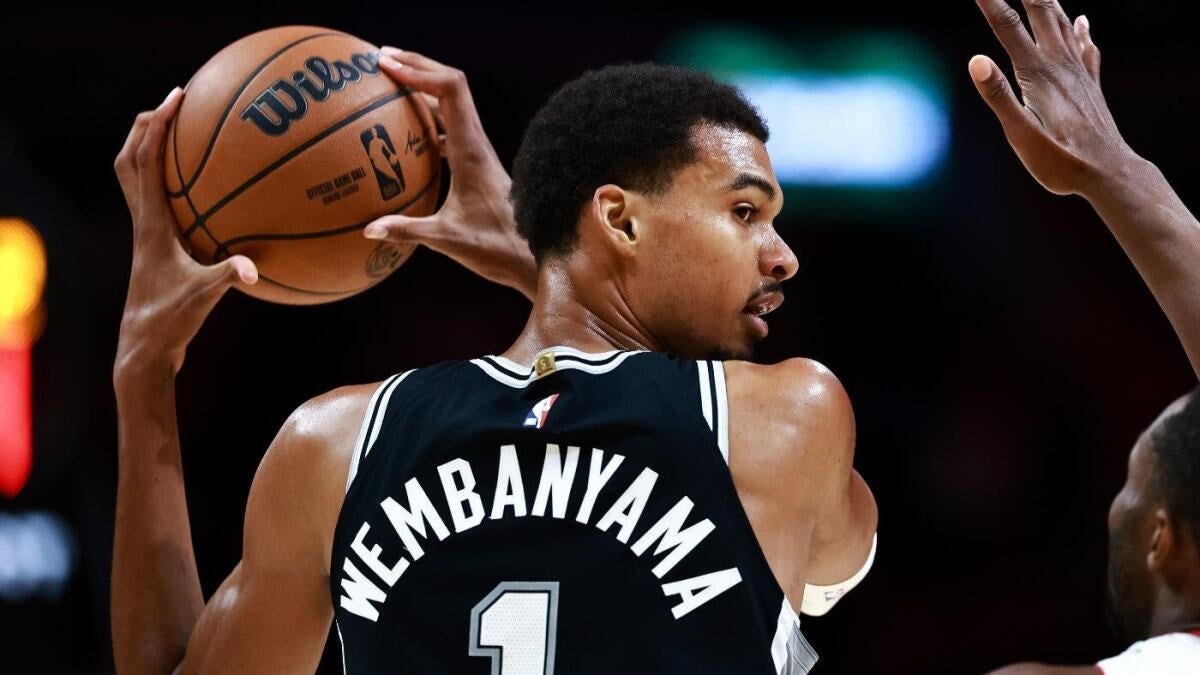 NBA总经理调查要点 | 约基奇 | 文班亚马获最高评价