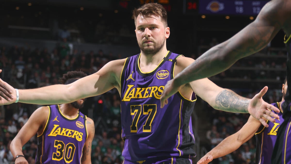 NBA每日Fantasy赛事精选 | 阵容推荐及专业建议 | 来自累计奖金超200万美元的Fantasy专家 NBA每日Fantasy赛事精选 | 阵容推荐及专业建议 | 来自累计奖金超200万美元的Fantasy专家