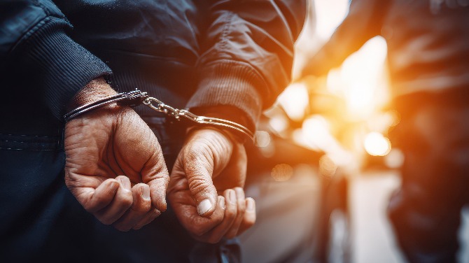 印度 | 警方在甘贾姆扫荡行动中逮捕684名赌徒