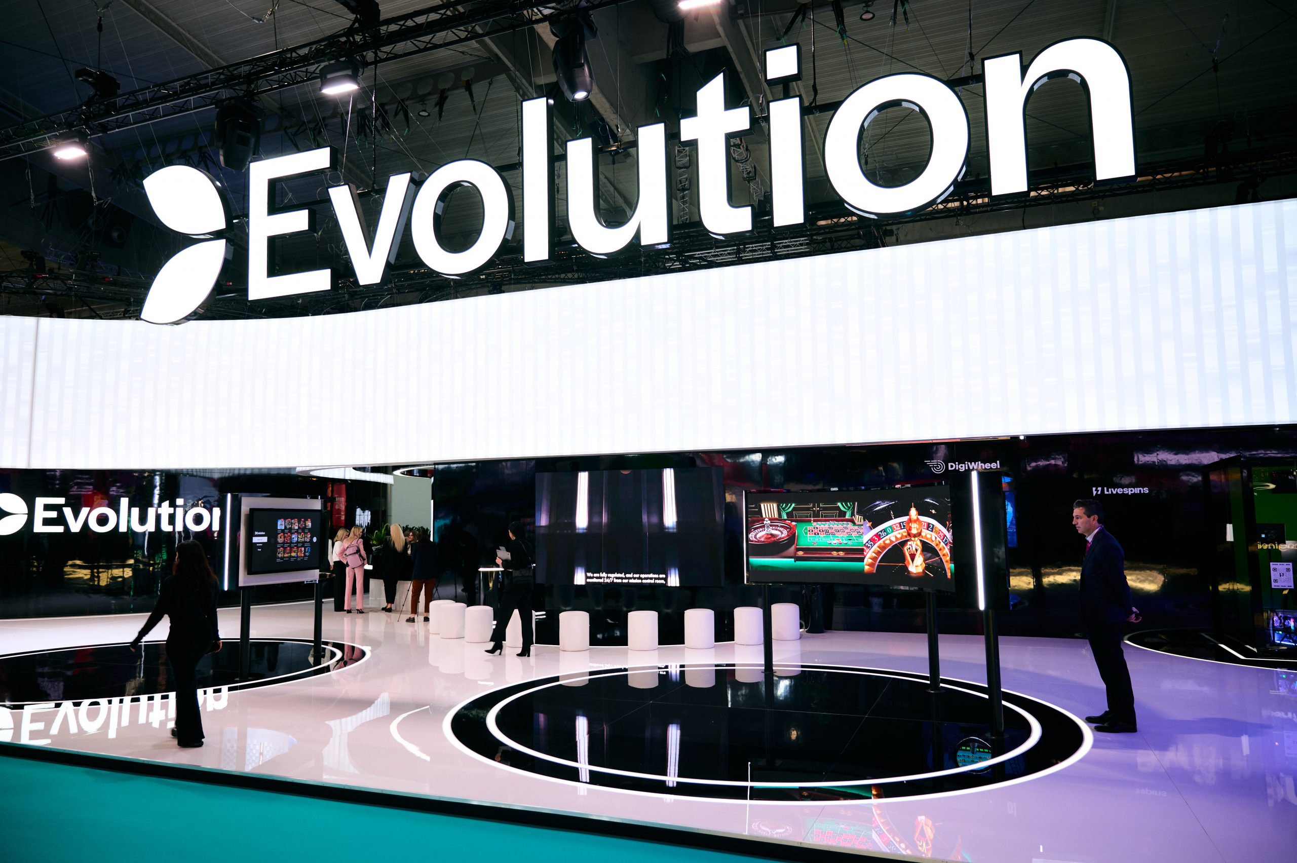 Playtech为Black Cube调查辩护 | Evolution称其为“诽谤性抹黑运动”
