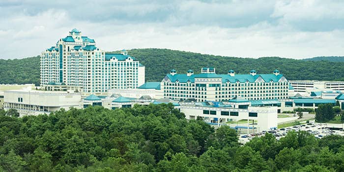 康涅狄格州居民在福克斯伍兹度假赌场与警方对峙后被捕