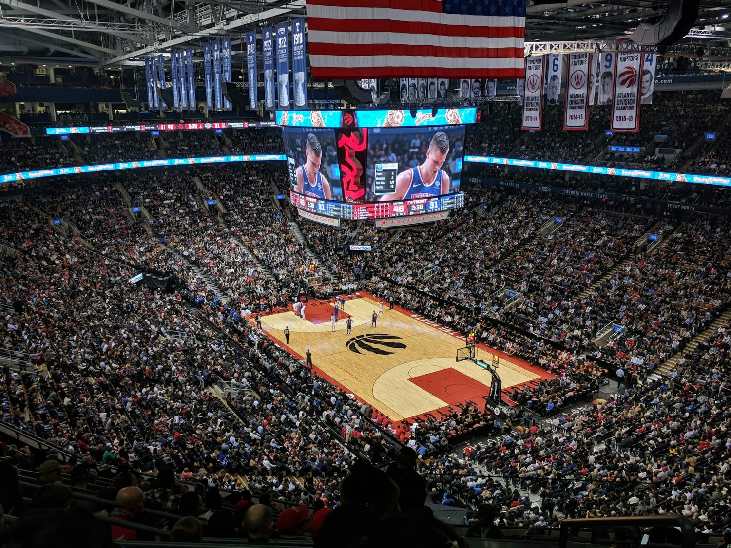 NBA诚信遭质疑 | 因FBI展开大规模行动打击黑手党操控的博彩结果 NBA诚信遭质疑 | 因FBI展开大规模行动打击黑手党操控的博彩结果