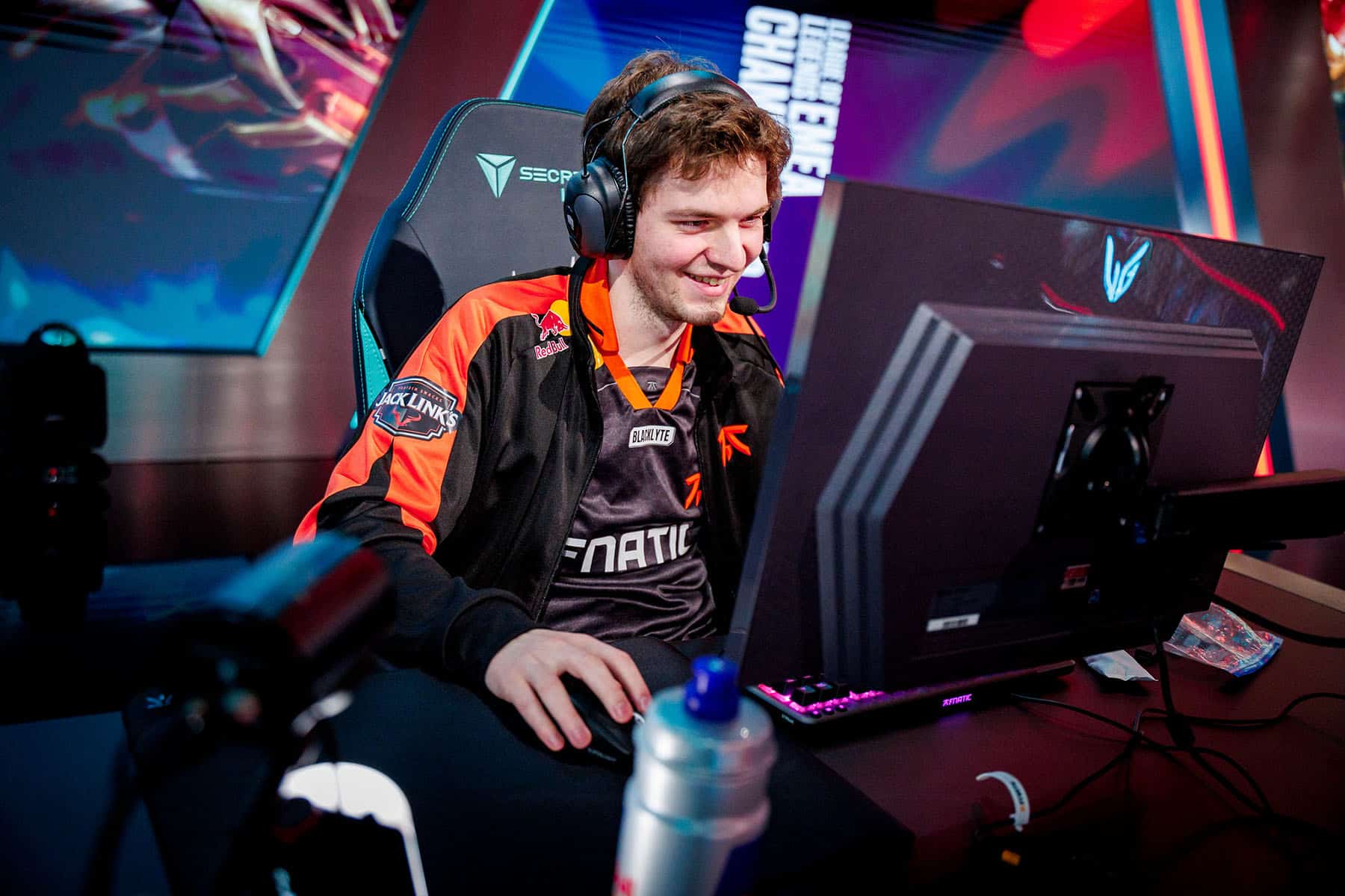 Fnatic与Mikyx分道扬镳