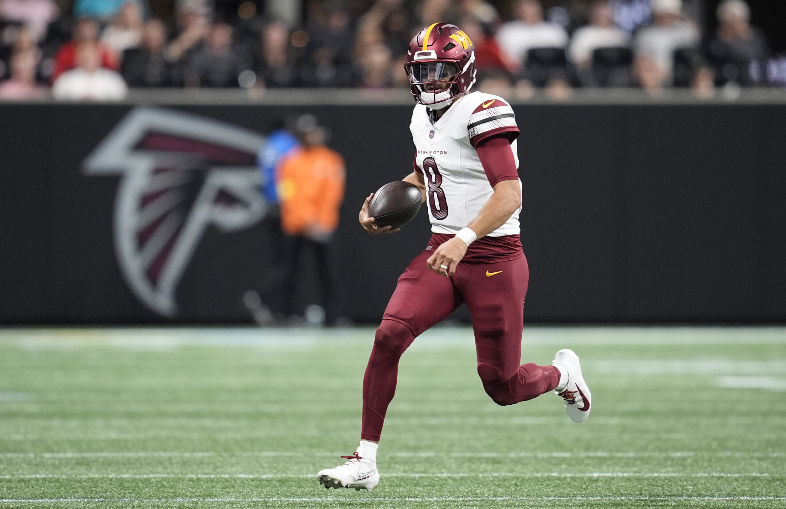 华盛顿指挥官队对阵堪萨斯城酋长队 | 周一晚足球赛同场串关（第8周）