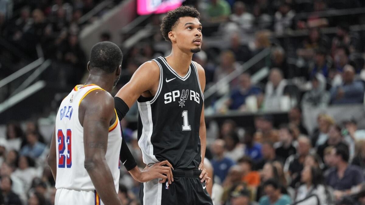 德雷蒙德·格林认为维克托·温班亚马有望横扫NBA奖项 | 因其赛季开局表现火热 德雷蒙德·格林认为维克托·温班亚马有望横扫NBA奖项 | 因其赛季开局表现火热