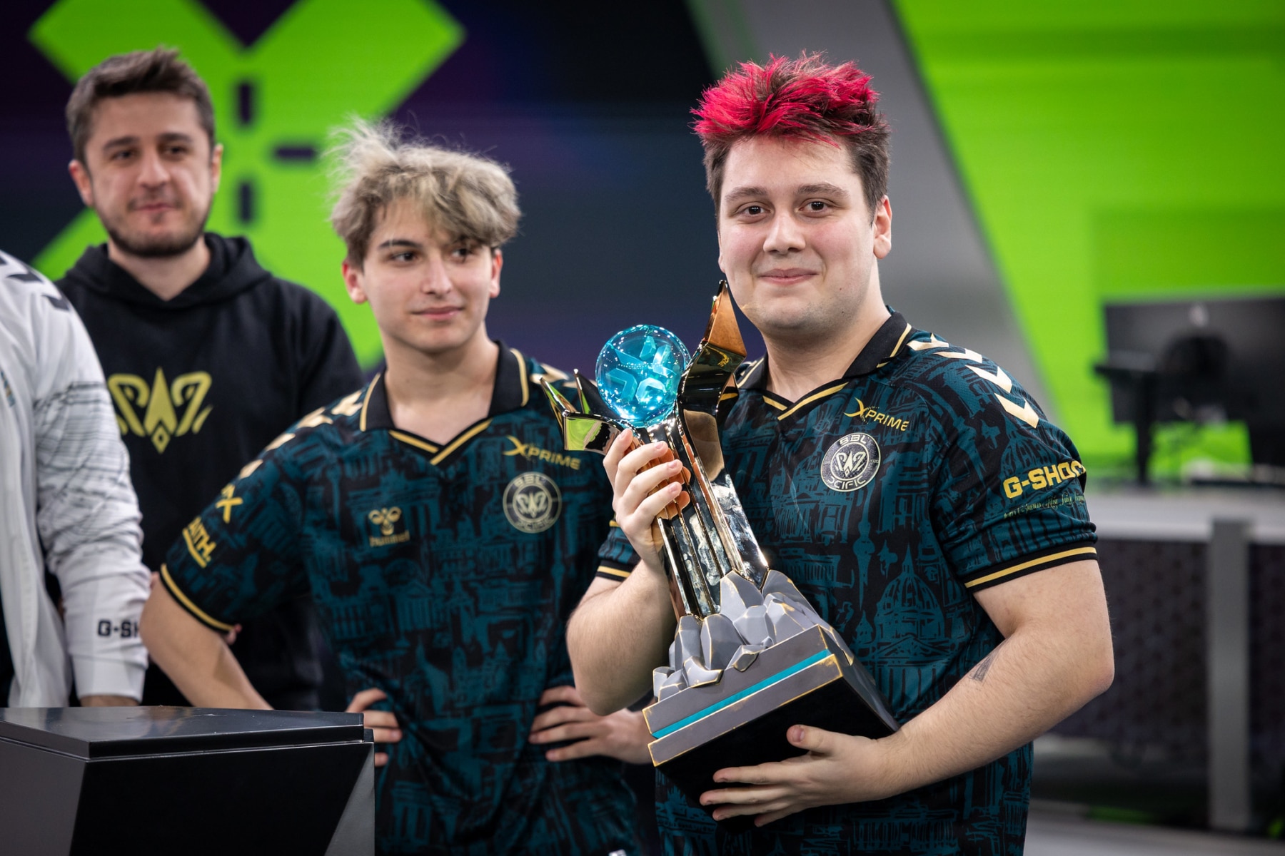 “这一整年我们都在追逐梦想” | BBL PCIFIC Crewen谈VCT Ascension EMEA 2025夺冠 “这一整年我们都在追逐梦想” | BBL PCIFIC Crewen谈VCT Ascension EMEA 2025夺冠