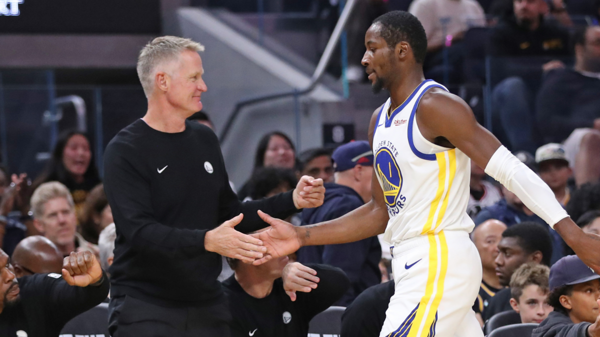 勇士队的乔纳森·库明加言行举止都恰到好处