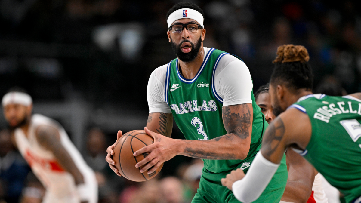 独行侠队安东尼·戴维斯因小腿受伤至少缺席两场比赛 独行侠队安东尼·戴维斯因小腿受伤至少缺席两场比赛