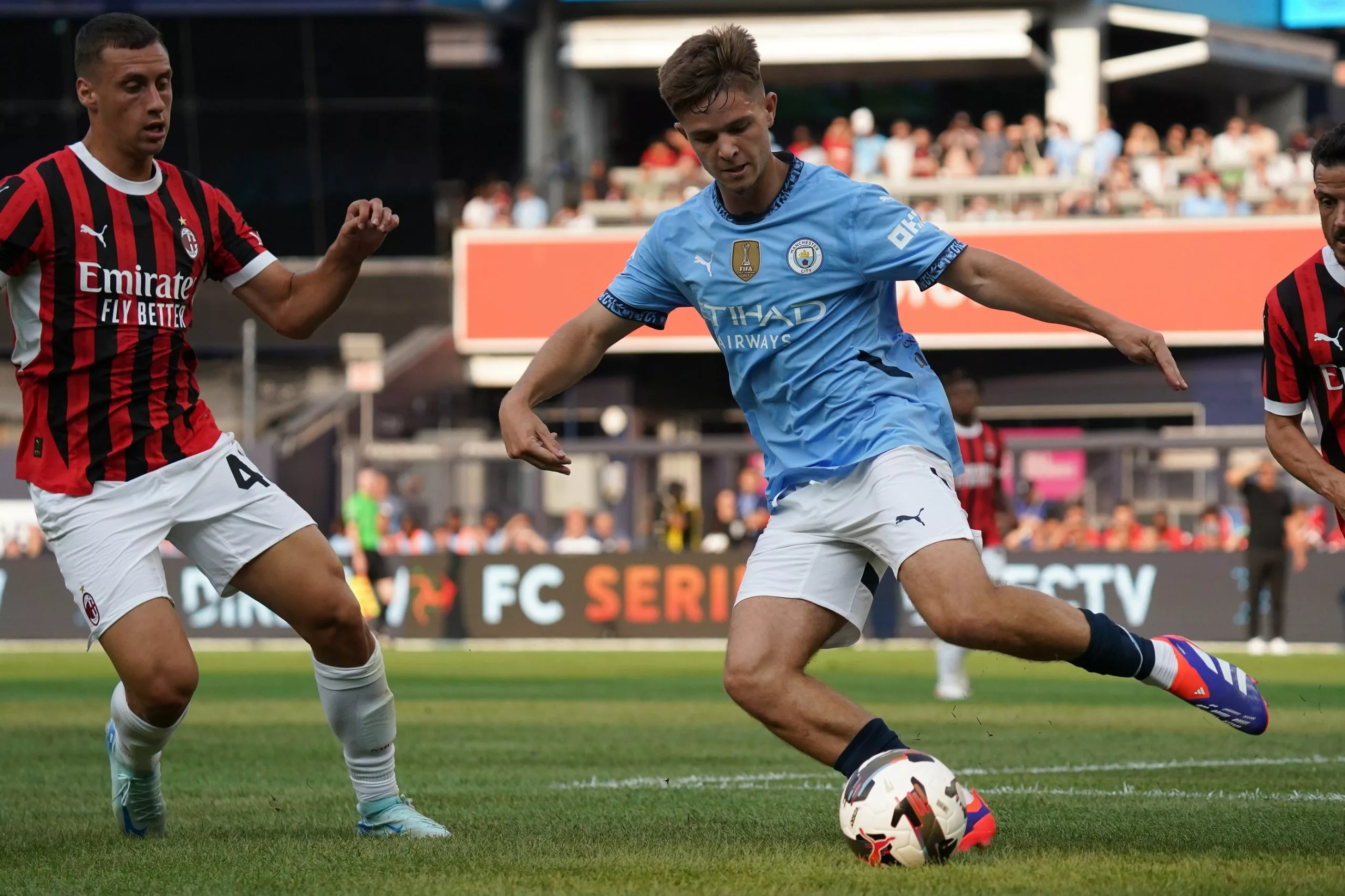 利兹联对阵诺丁汉森林 2025年11月9日周日赛事预测与推荐