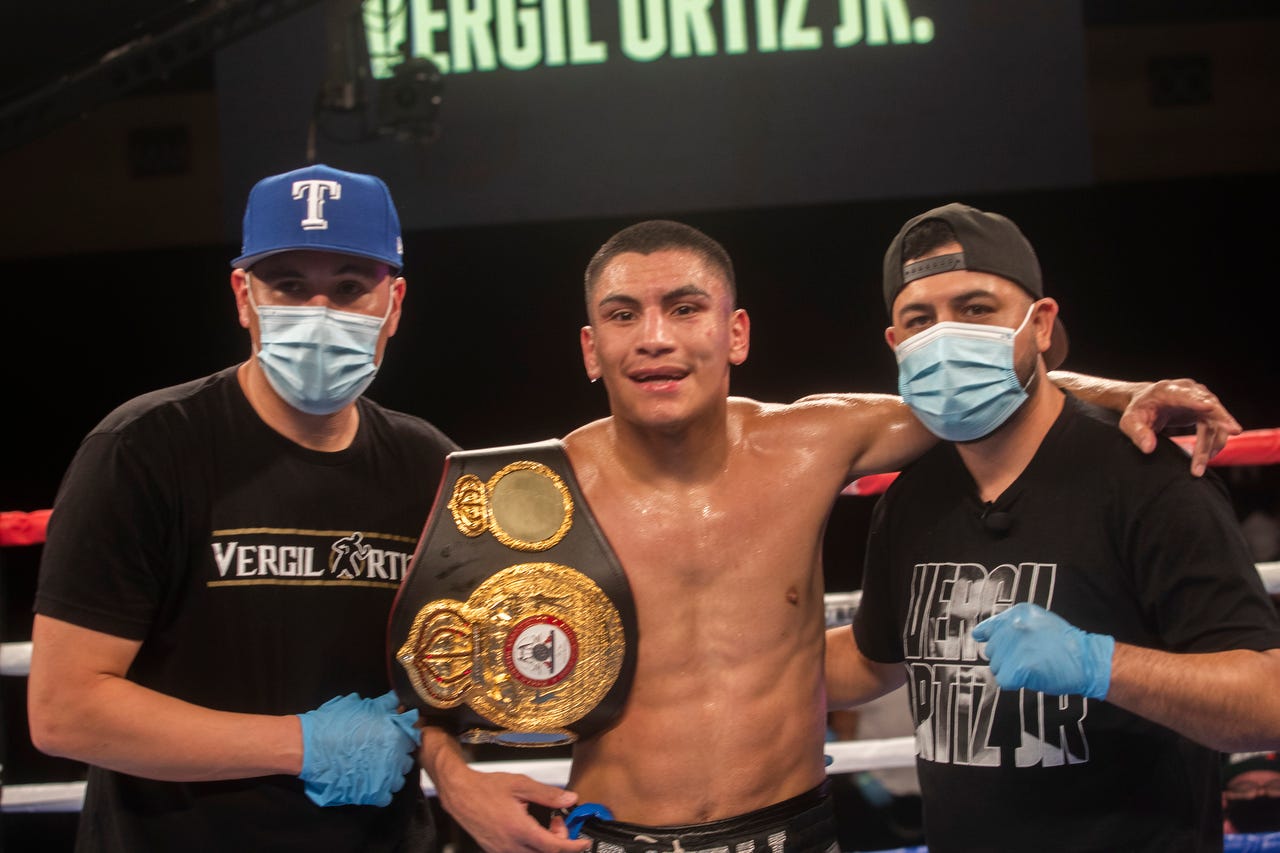 小维吉尔·奥尔蒂斯 vs 埃里克森·卢宾 | 预测 | 赔率 | 数据对比 | 垫场赛