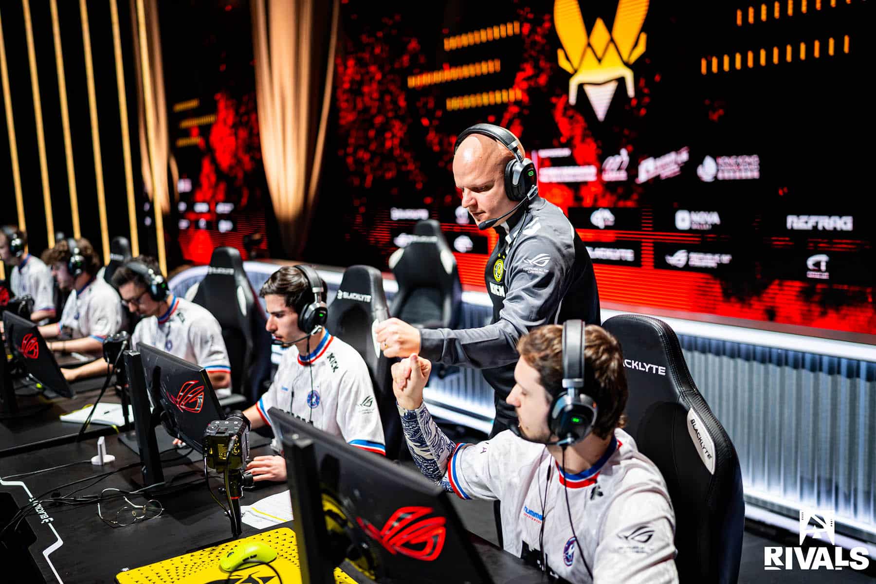 PaiN Gaming与Team Vitality晋级BLAST Rivals Fall 2025半决赛