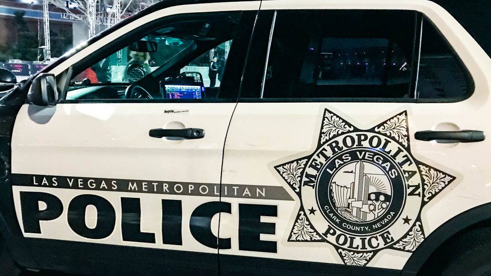 拉斯维加斯警方呼吁协助破案 | 伪装成保安的持枪劫匪在赌场行窃