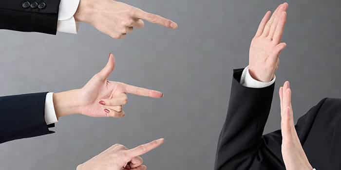 网红夫妇涉嫌推广操纵性网络博彩游戏