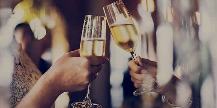 沙特王储演讲中调侃预测市场