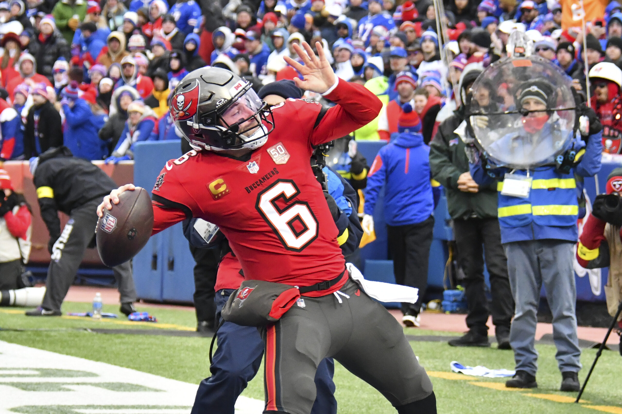 坦帕湾海盗队 vs 洛杉矶公羊队 | 周日夜赛预测 | 分析与赔率