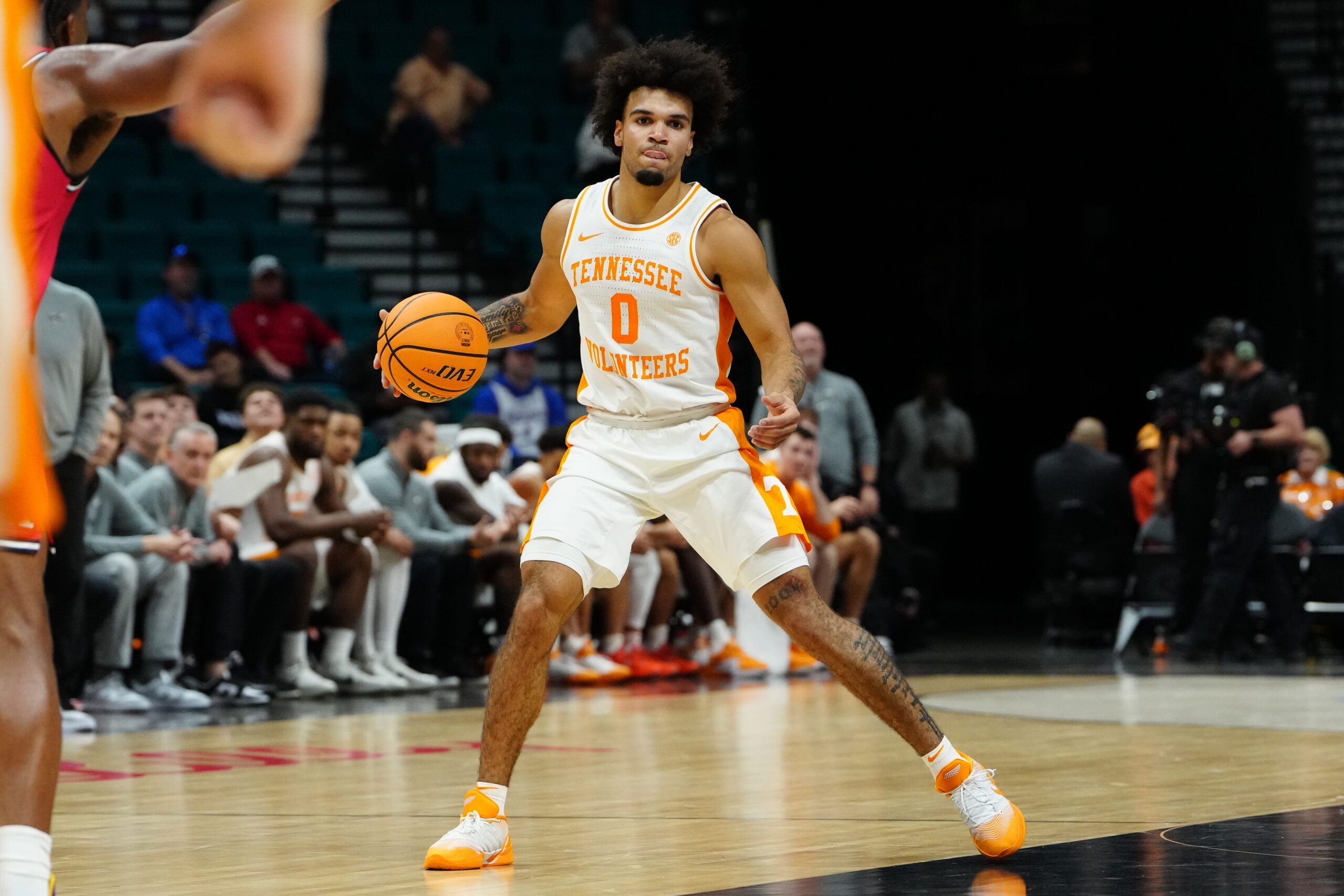 休斯顿对阵田纳西预测与投注指南 11月25日赔率