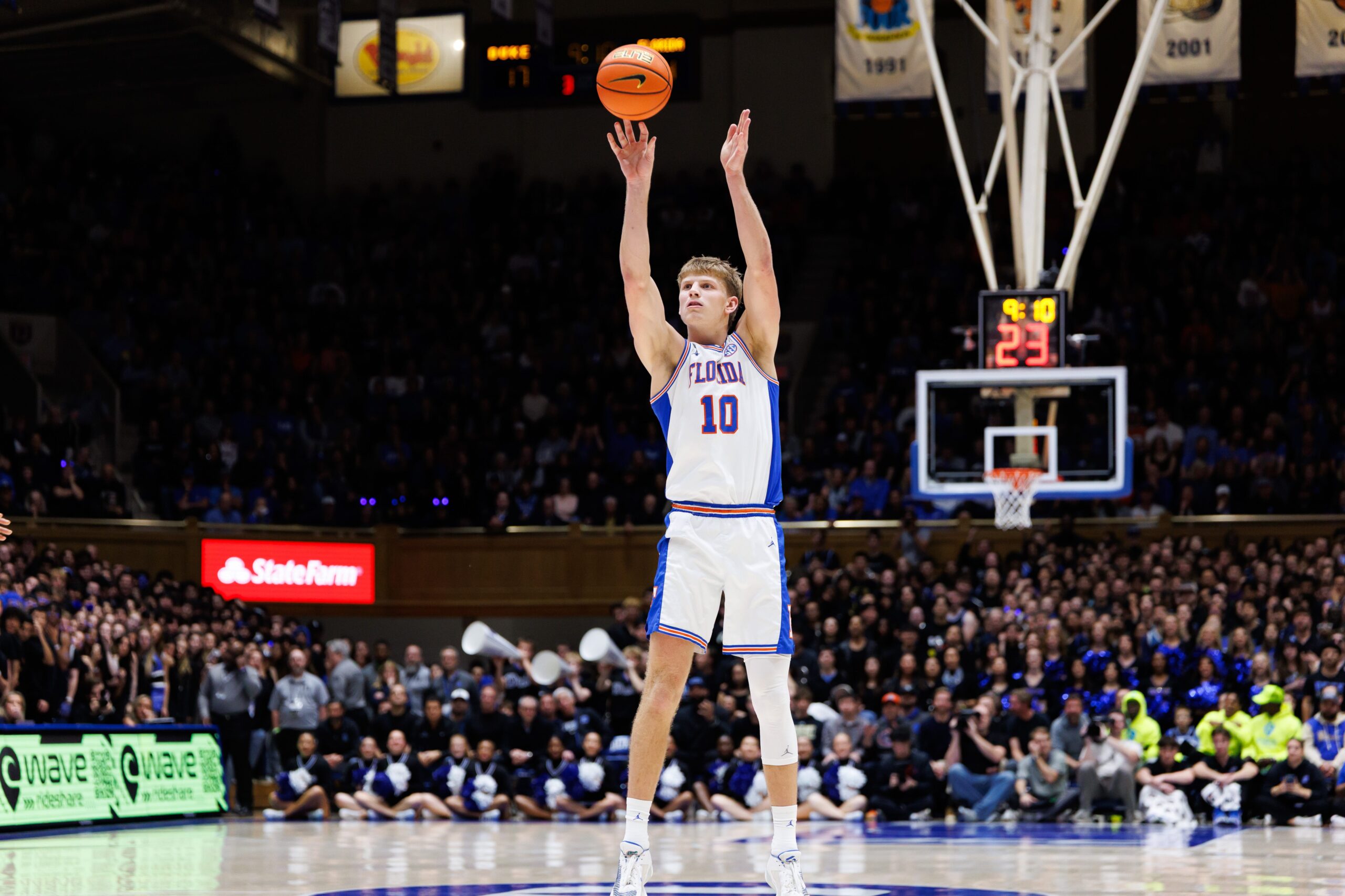 佛罗里达大学对阵康涅狄格大学预测与投注指南 | 吉米·V经典赛MSG赛场前瞻