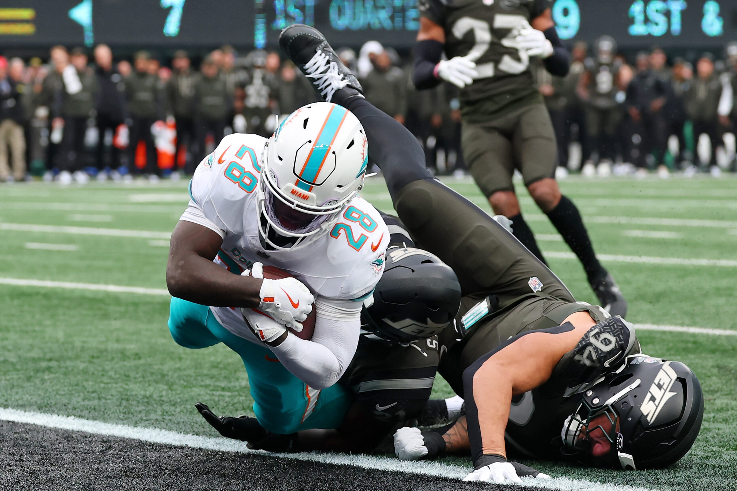 NFL周一晚赛触地得分投注 | 海豚队对阵钢人队任意时间达阵预测 NFL周一晚赛触地得分投注 | 海豚队对阵钢人队任意时间达阵预测