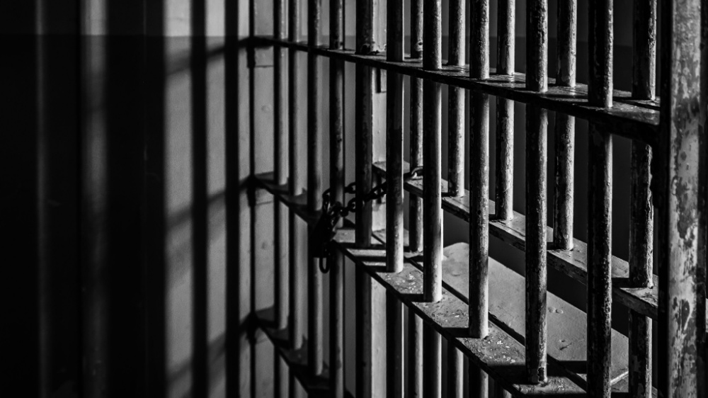 诈骗犯盗取女性资金博彩逾百万美元后入狱