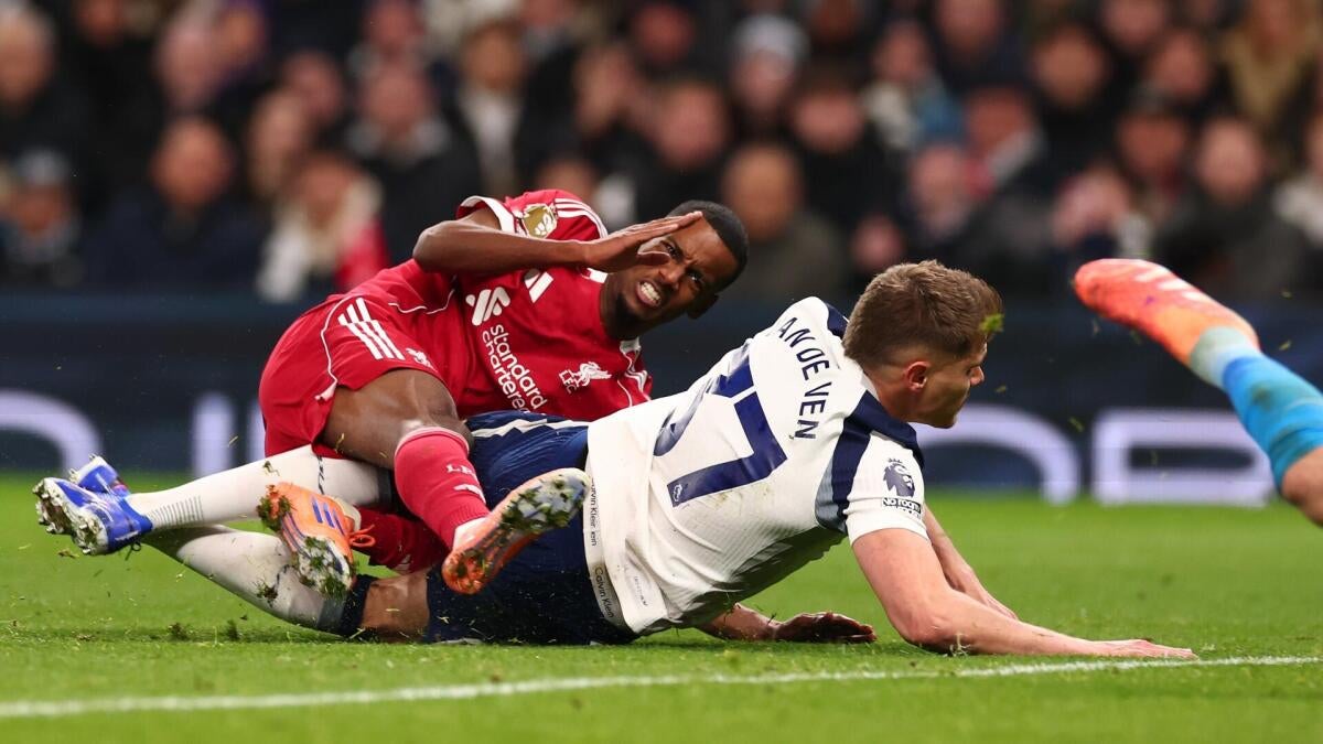 据报道 | 利物浦球员伊萨克可能腿部骨折 | 或将缺阵数月