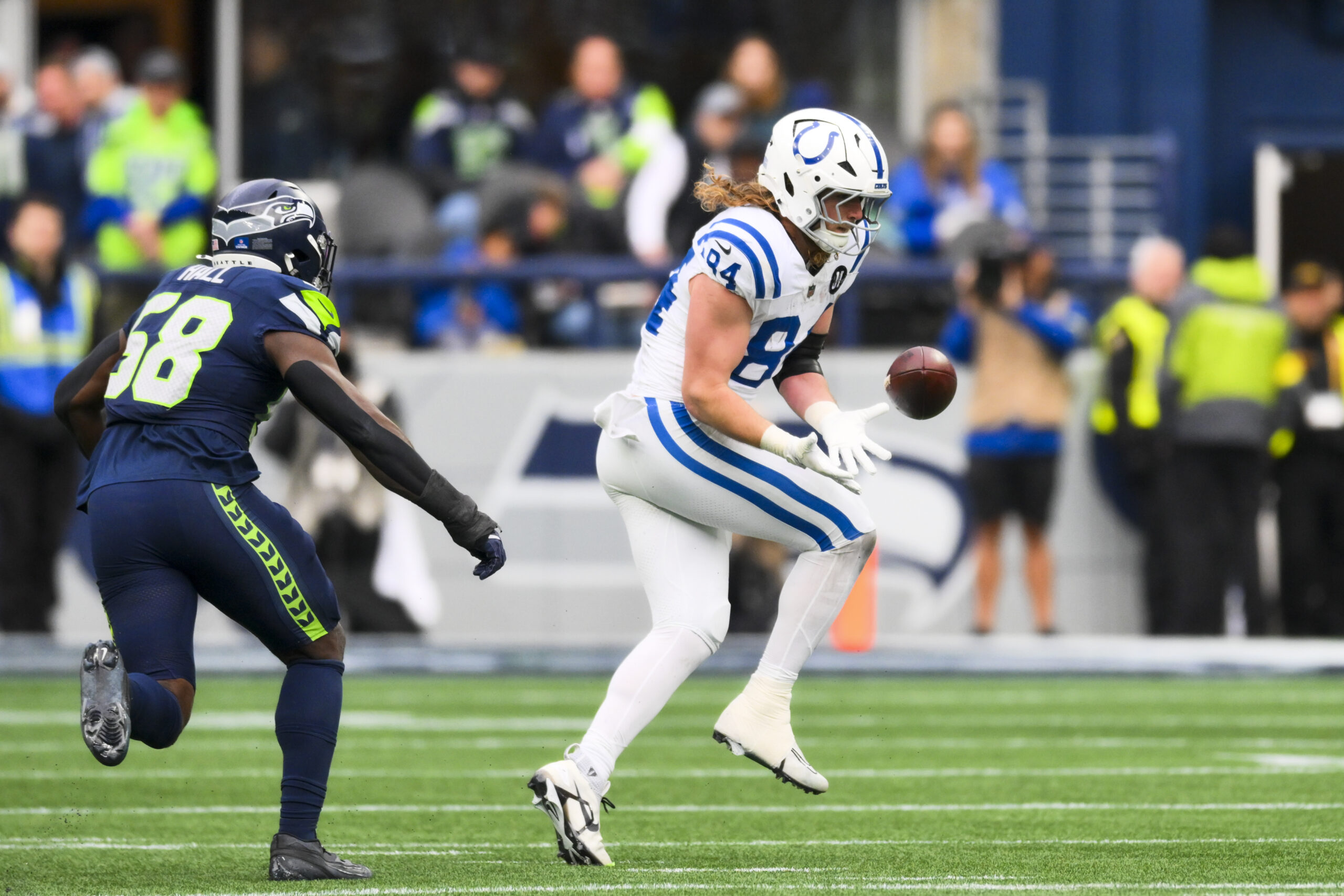 NFL周一晚足球赛49人队对阵小马队达阵得分手投注 | 任意时间达阵精选